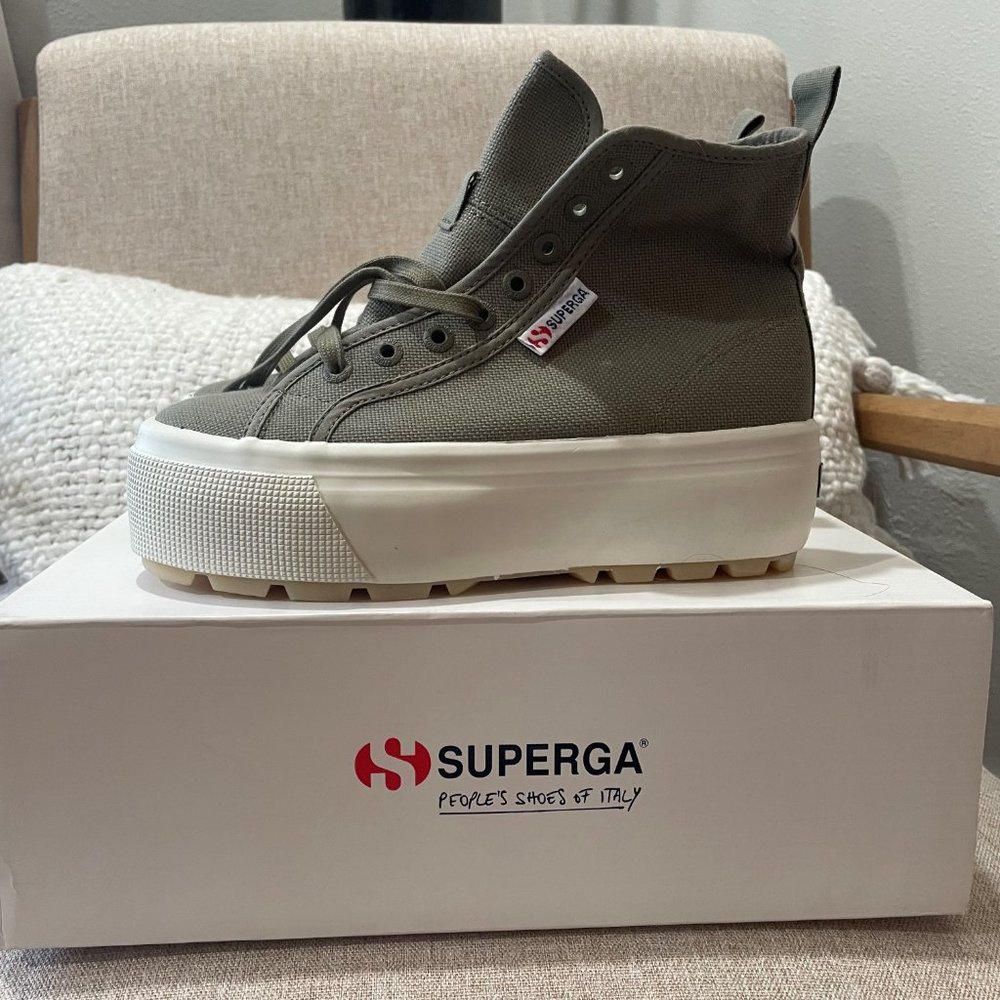 NIB Superga 2708 Hi Top Tank sneakers